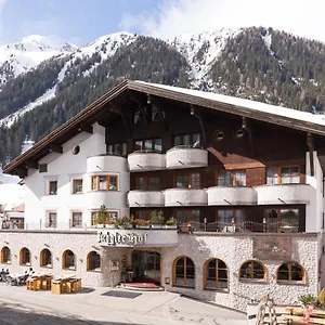 4* Szálloda Alpenhotel Ischglerhof
