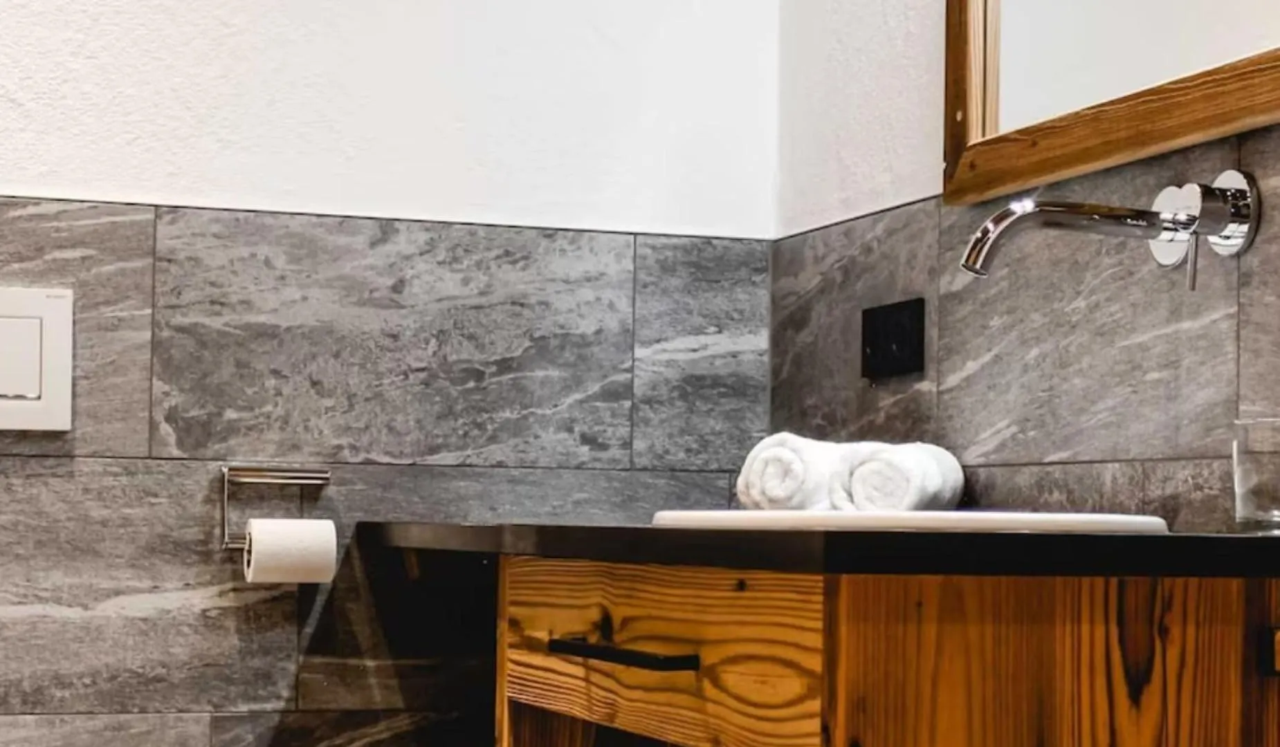 Silvretta Alpine Escape Apartment Ischgl